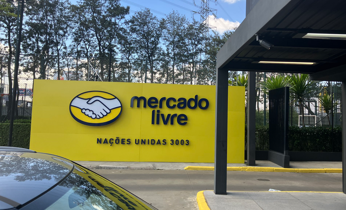MercadoLibre: Latin America's Free Market - Digital Innovation and  Transformation